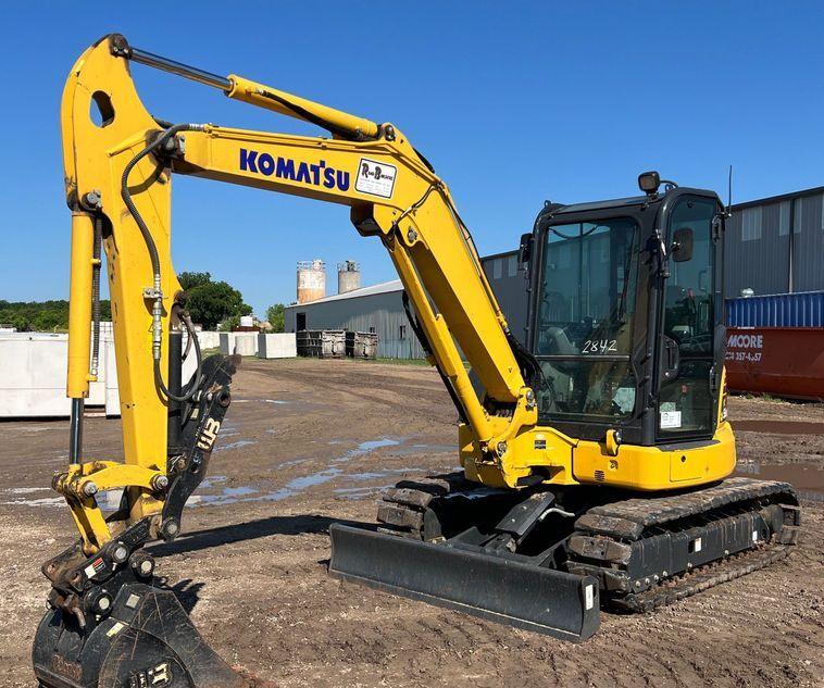 2022 Komatsu PC55MR-5